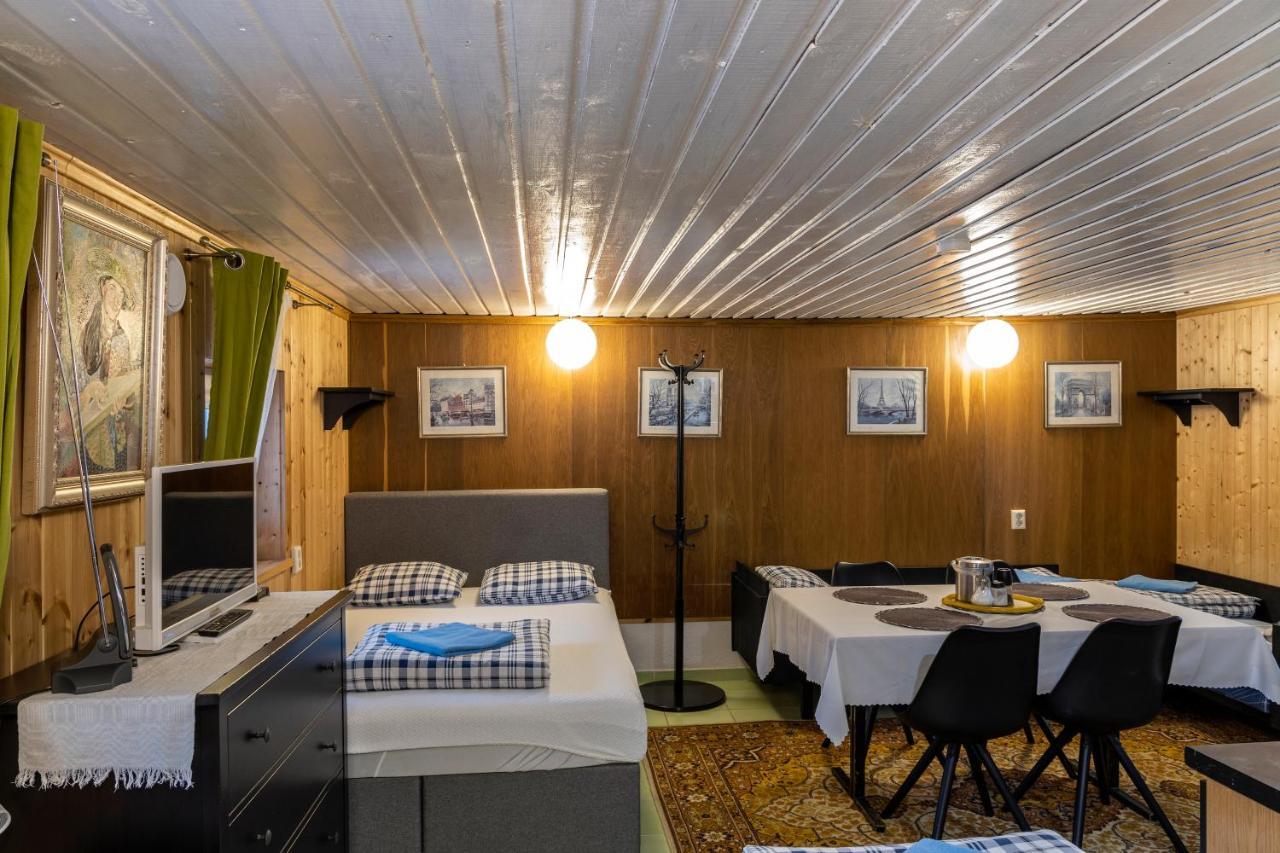 Maple House - Sodyba Tarp Klevu Utena Buitenkant foto